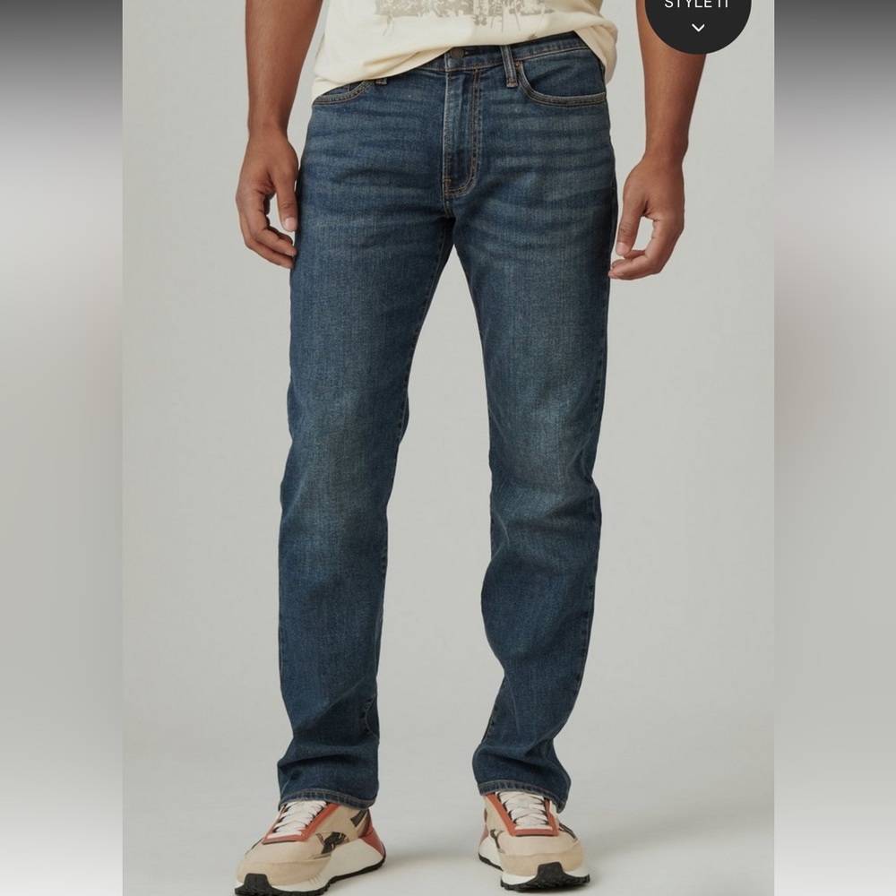 Men’s Lucky Brand Jeans. 363 Vintage straight. Size 38x32. Gently worn.No flaws.